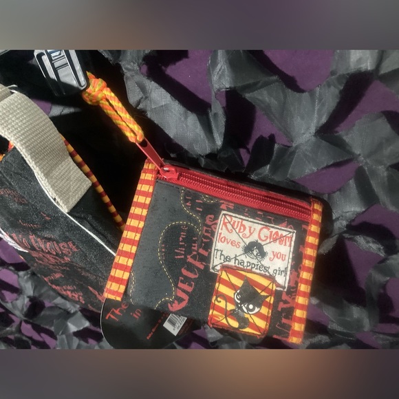 2006 Ruby Gloom MATCHING Mall Goth Crossbody Bag & Wallet SET BNWT!!! - Picture 4 of 7